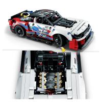LEGO Technic NASCAR Nesil Chevrolet Camaro ZL1 42153